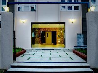 Eden Suites Бангалор Екстериор снимка